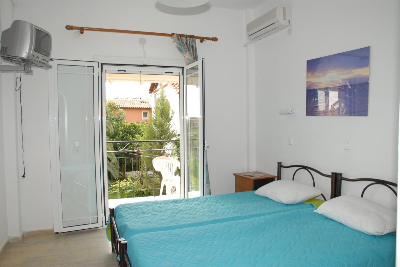 Apollo Hotel Kavos Luaran gambar