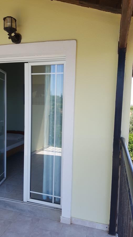 Apollo Hotel Kavos Luaran gambar